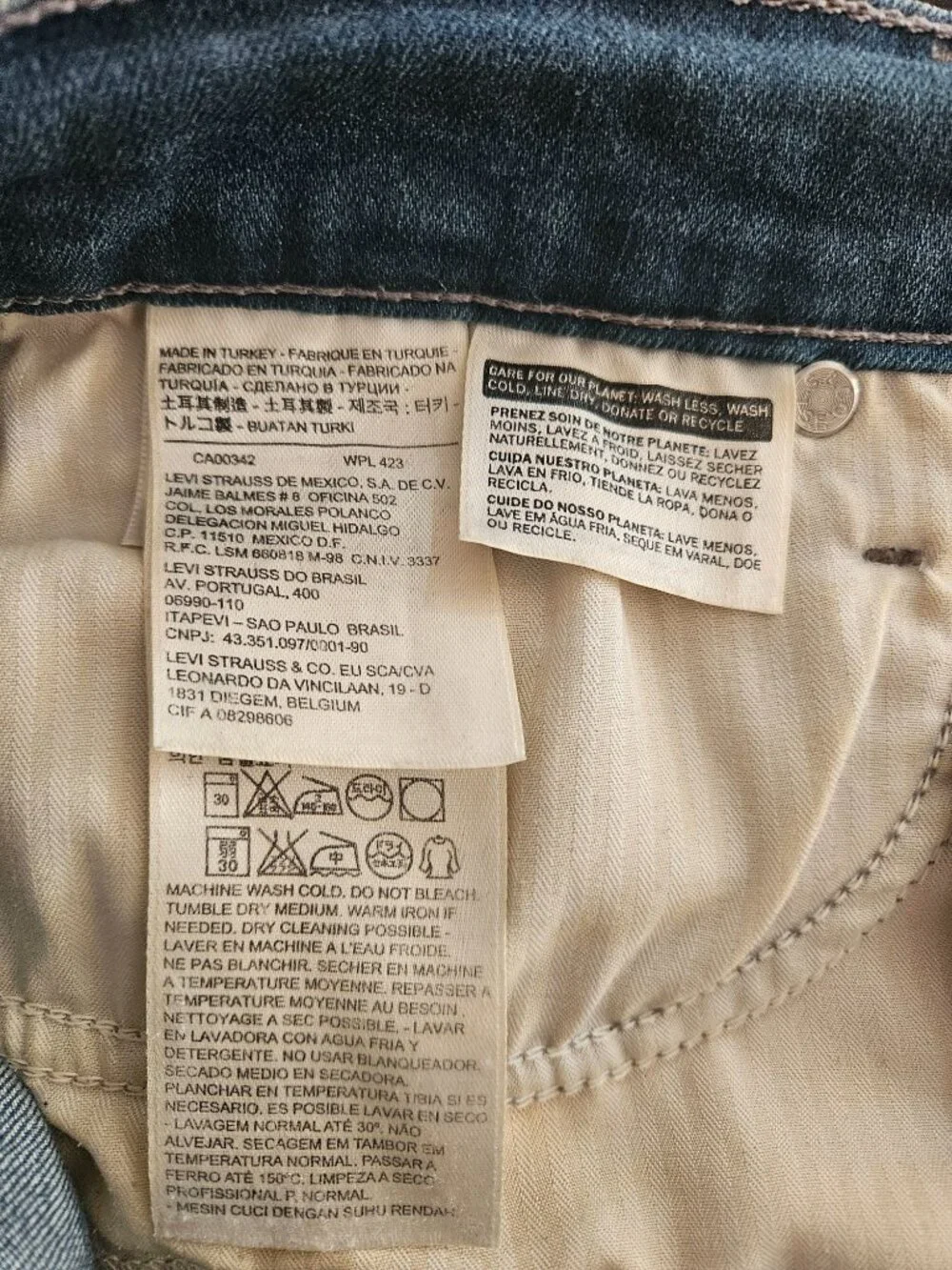 Levi's Denim Mini Skirt Size 30